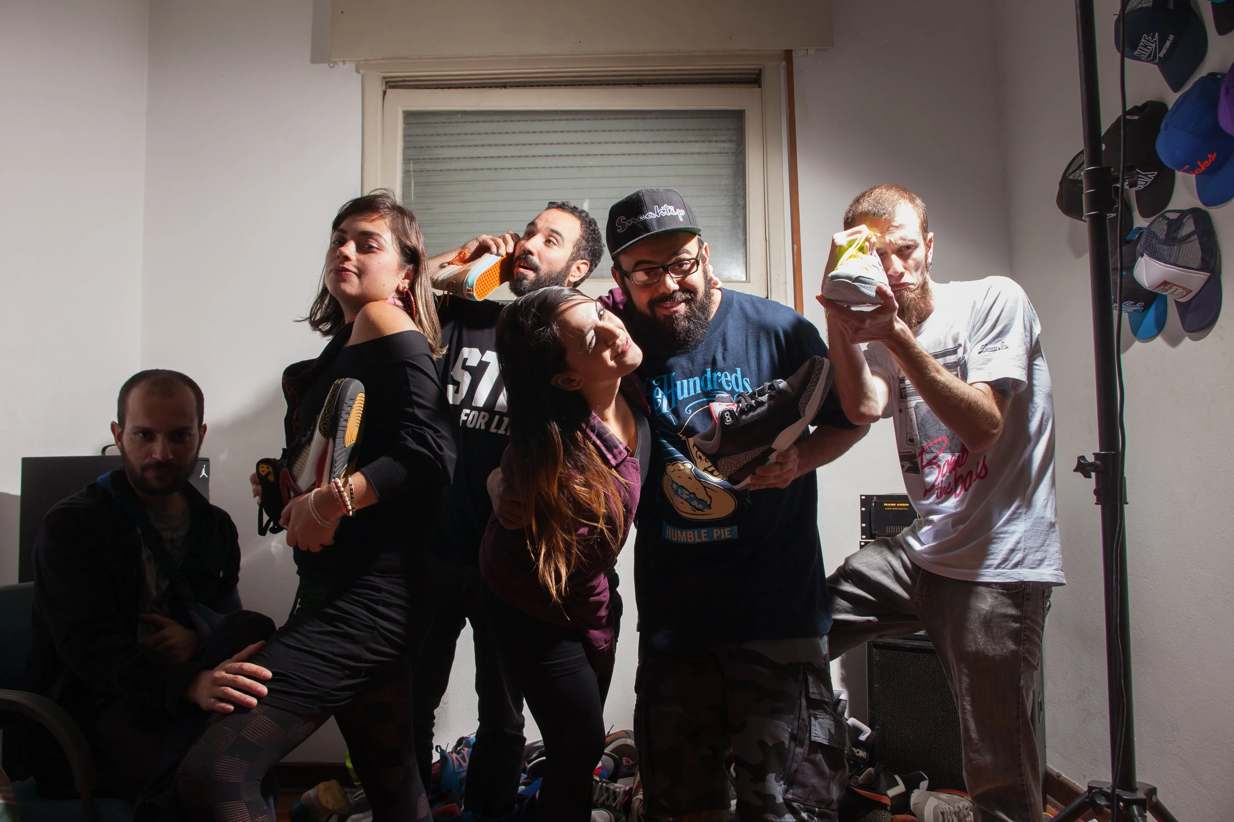 leocavallini-advertising-lifestyle-streetwear-storvo-sneakersbr-first-things-first-sneakers-240512-8695.jpg