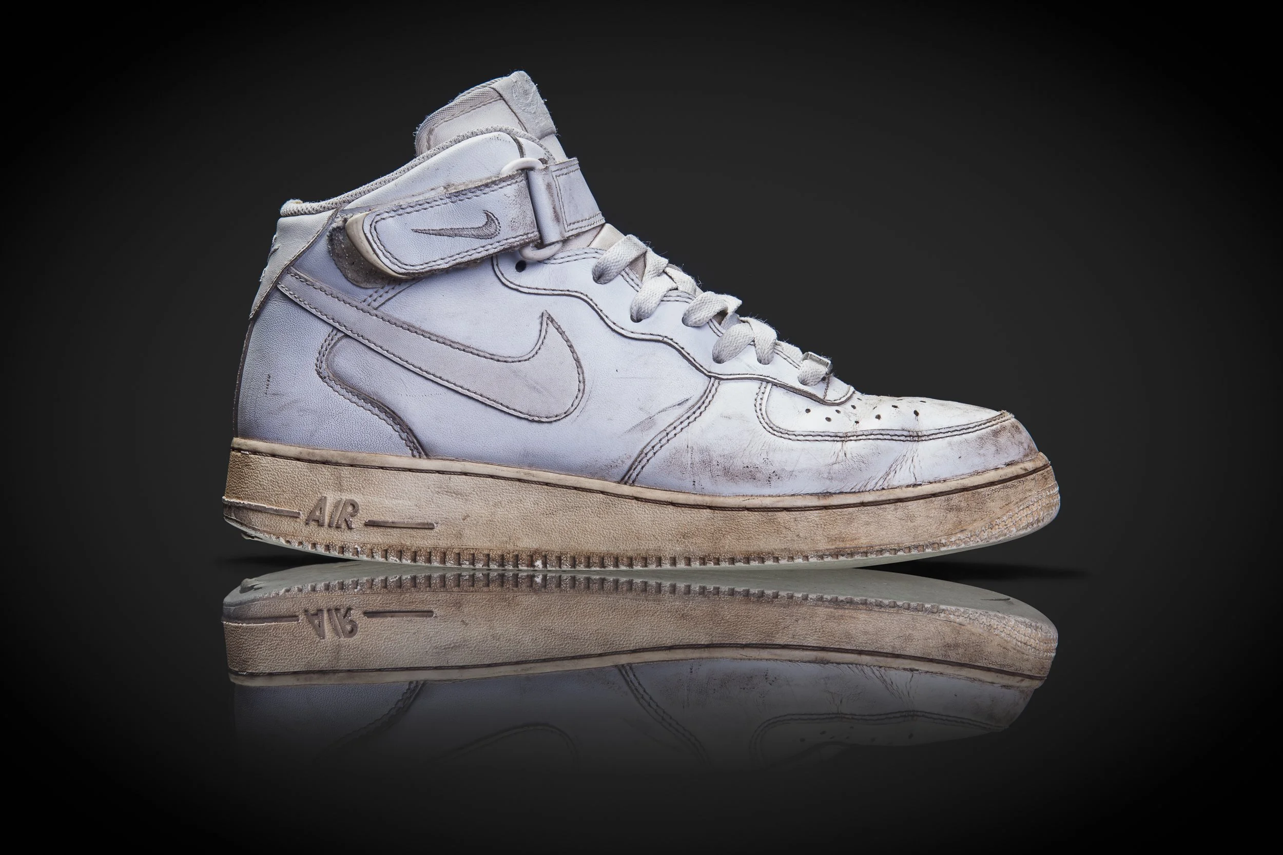  André's Nike Air Force 1 Mid '07 White 
  
André had a special relation with his pair of Air Force 1, bought in 2010 when he was a graphic design intern in an advertising agency. It was the first collectible sneaker he could afford. The deejay, graf