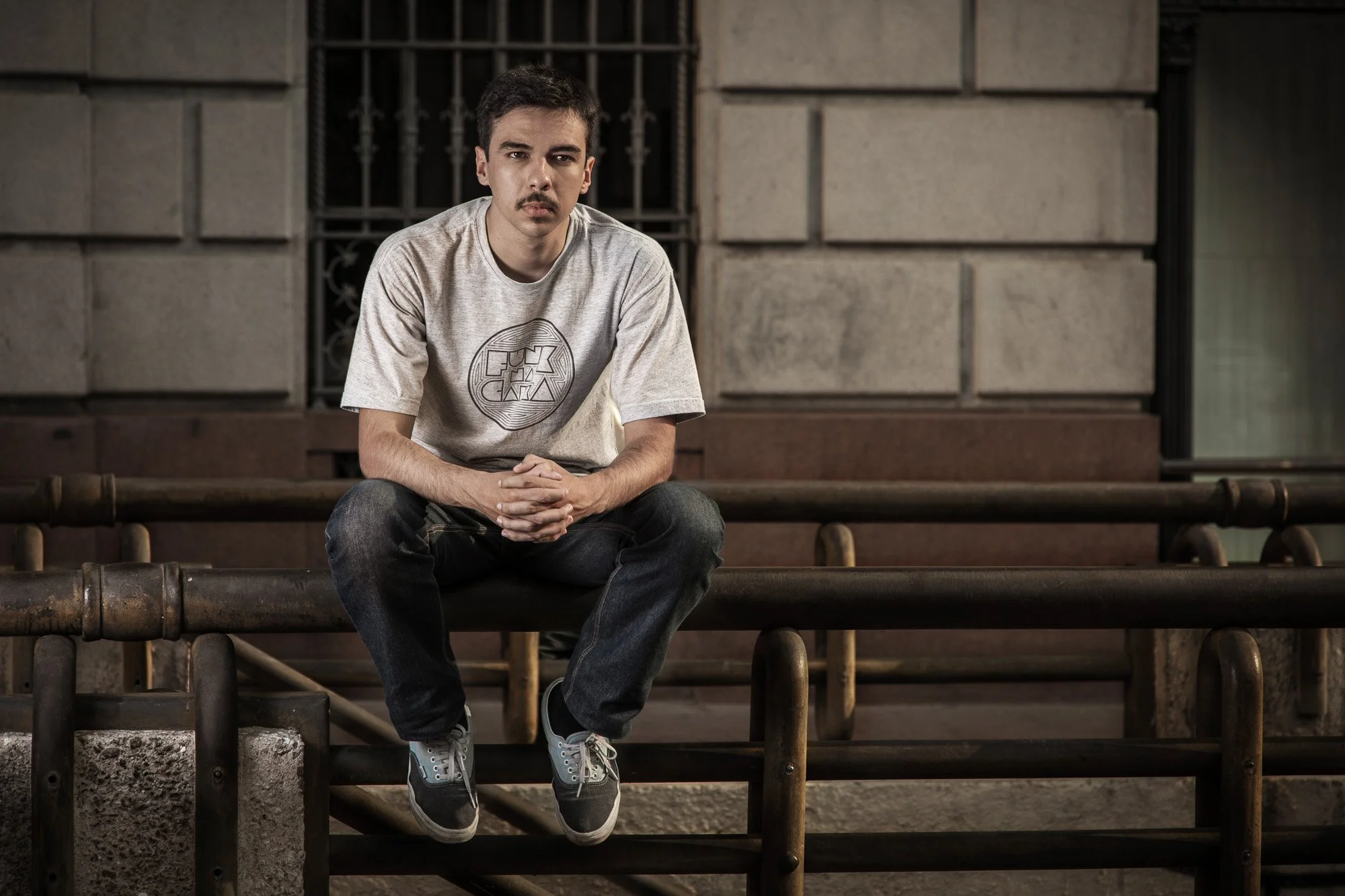 leocavallini-portraits-artists-deejay-renato-martins-090613-9039.jpg