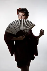 leocavallini-portraits-cris-matsuoka-modern-tokyo-1447.jpg